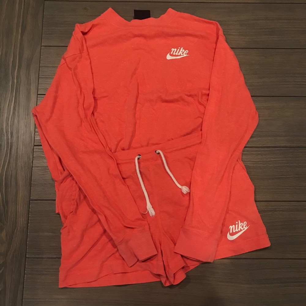 Nike Lounge Set